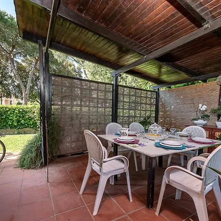 Dei Conti Apartman Follonica